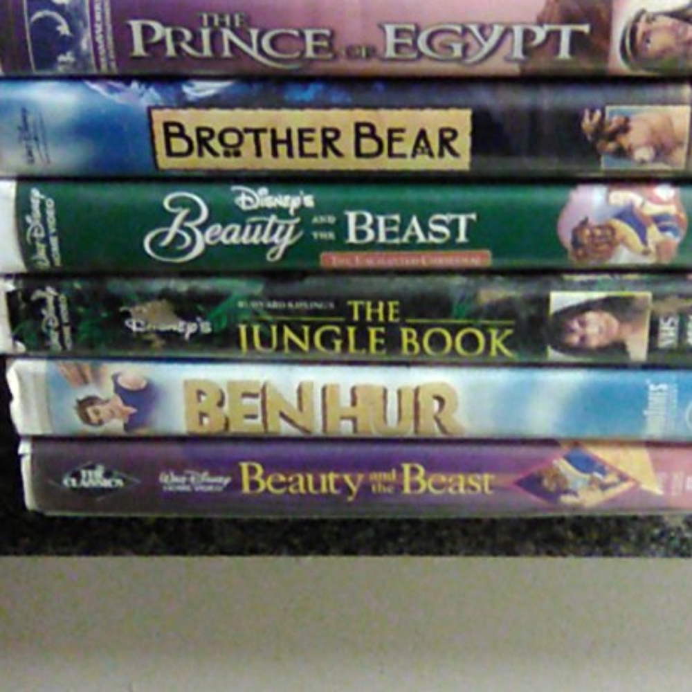 6-disney childrens classic vhs tapes